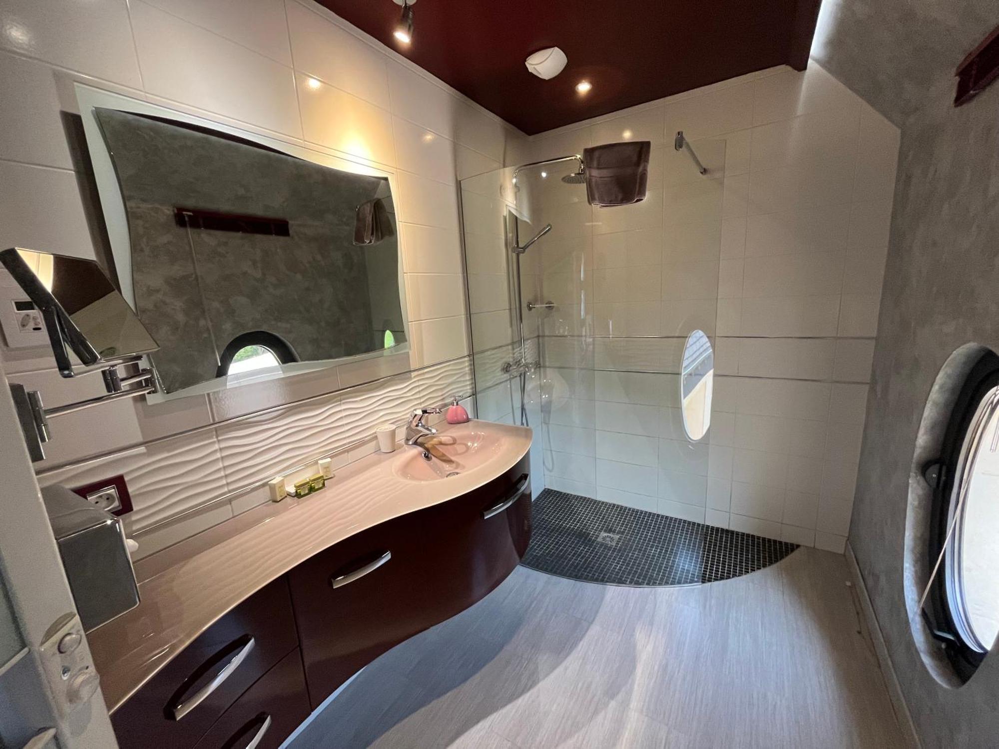 Le Domaine Des Chevaliers De Malte Bed & Breakfast Villedieu-les-Poëles Dış mekan fotoğraf