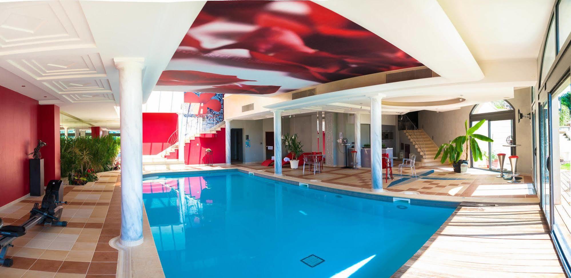 Le Domaine Des Chevaliers De Malte Bed & Breakfast Villedieu-les-Poëles Dış mekan fotoğraf